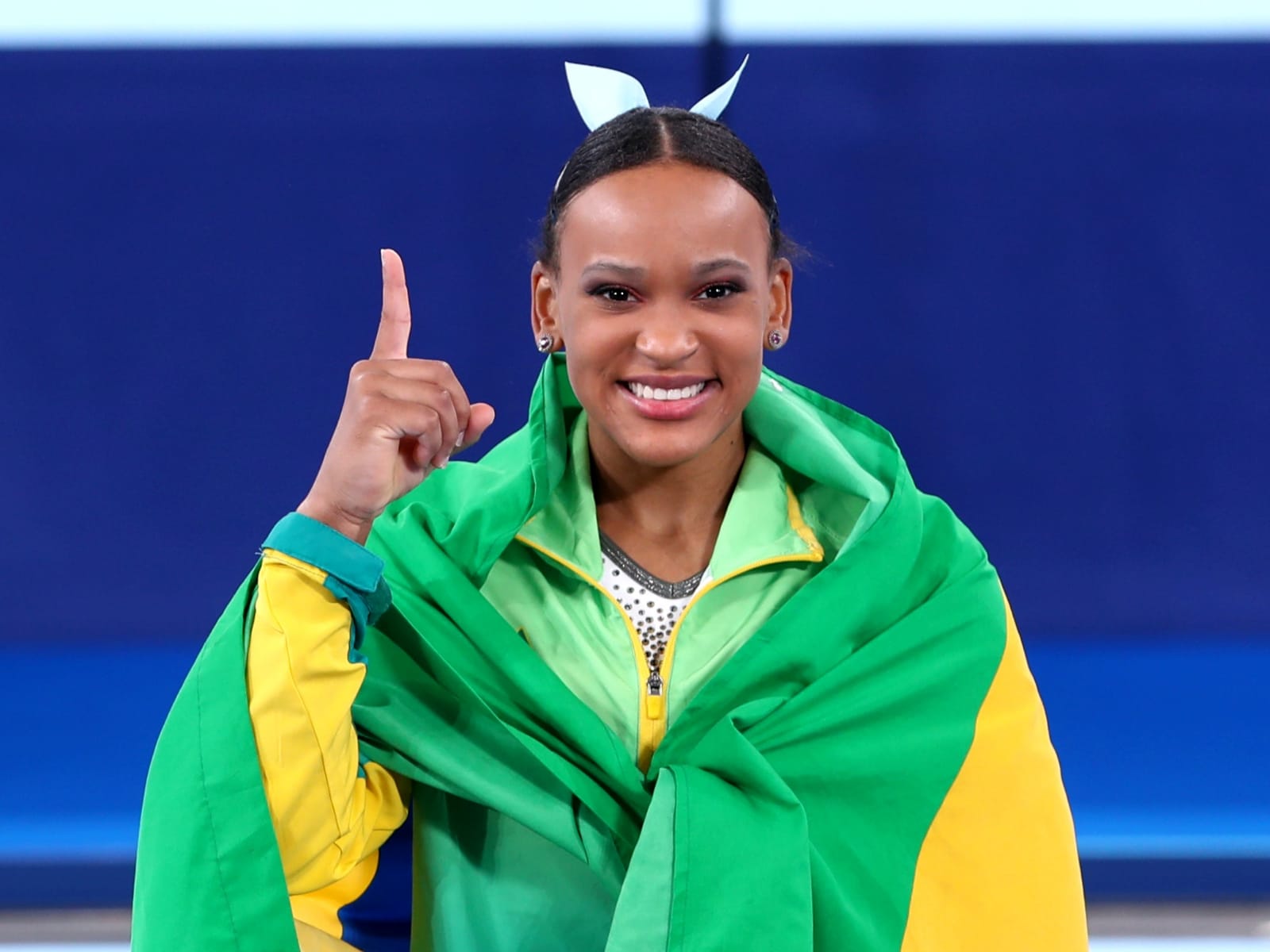 OLIMPÍADAS PARIS 2025 Rebeca Andrade ganha ouro e vira maior