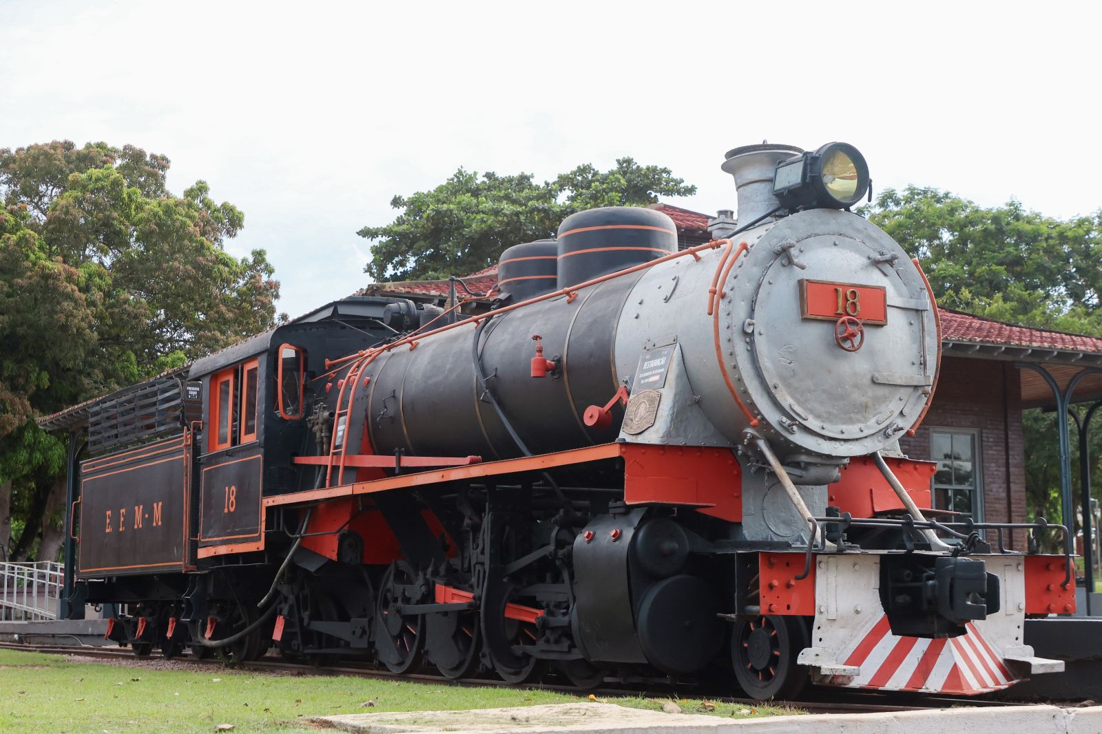 PATRIMÔNIO: Prefeitura de Porto Velho realiza estudos para restaurar a Locomotiva 18