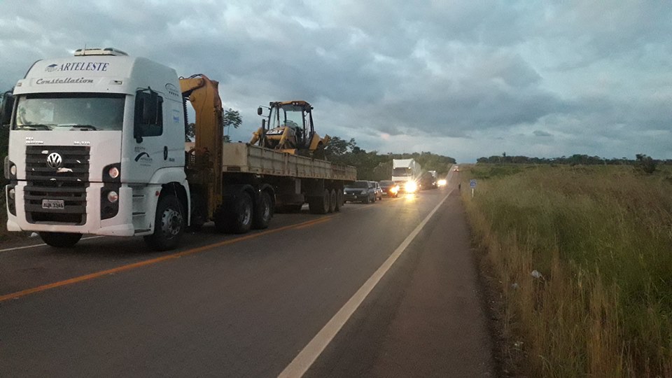 Lentidão da BR-364 na região de Abunã para elevação do nível da via