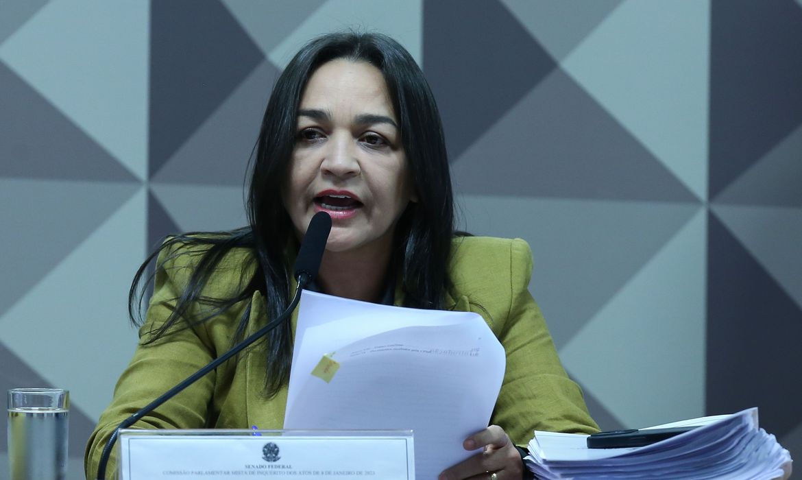 8 DE JANEIRO: Relatora pede indiciamento de Bolsonaro e mais 60 golpistas