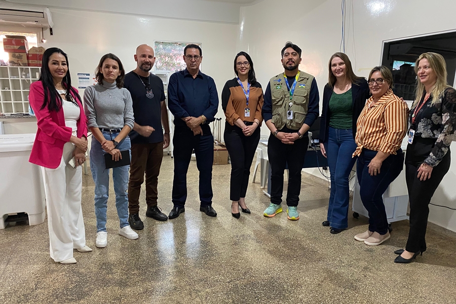 LEBRINHA: Deputada entrega R$ 2 milhões e arco cirúrgico para hospital de Rolim de Moura