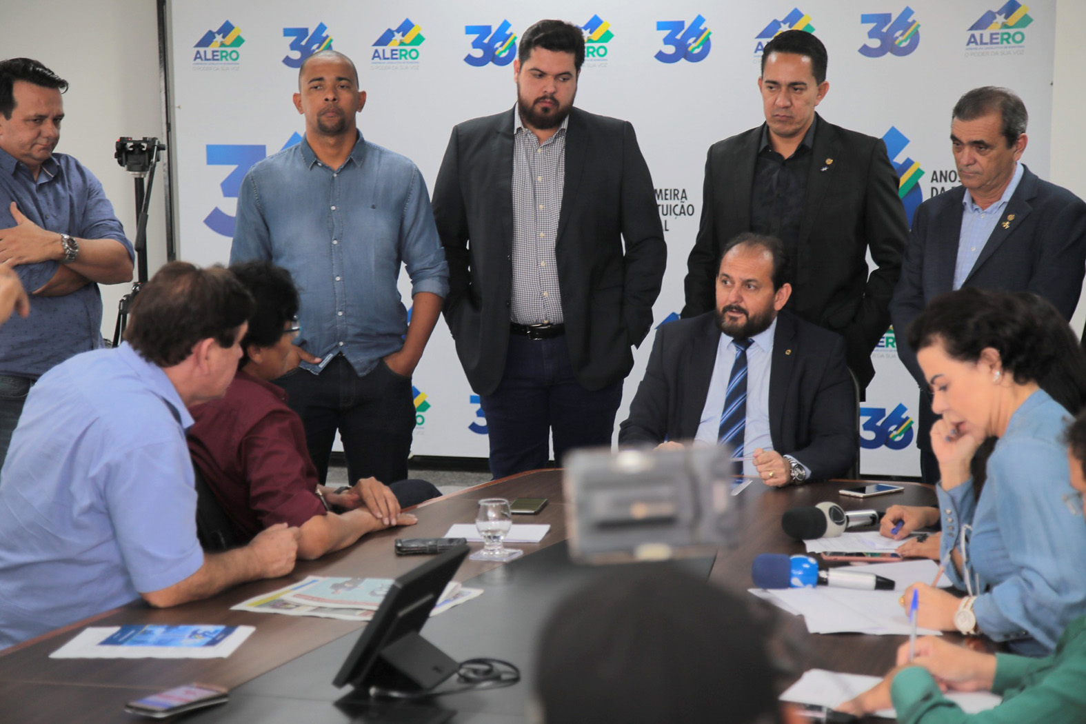 EM COLETIVA: Presidente Laerte Gomes divulga ações do primeiro semestre da ALE