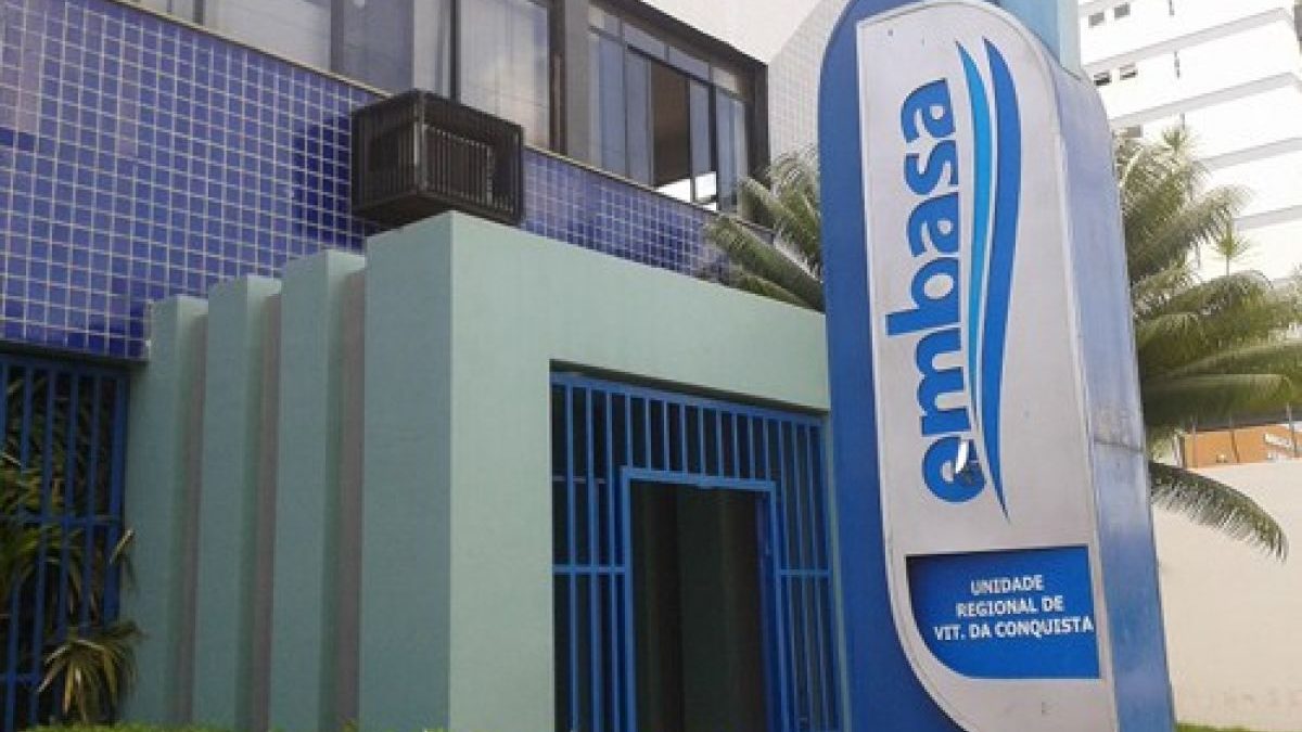 R$ 8.390,89: Empresa pública de saneamento faz concurso com 930 vagas
