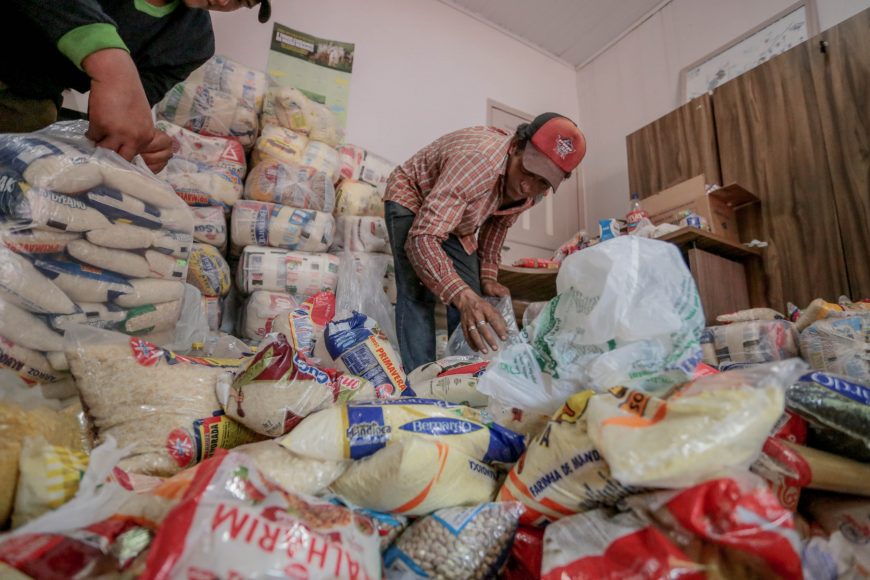 SOLIDARIEDADE: Três toneladas de alimentos arrecadados na ExpoPorto são doados a instituições