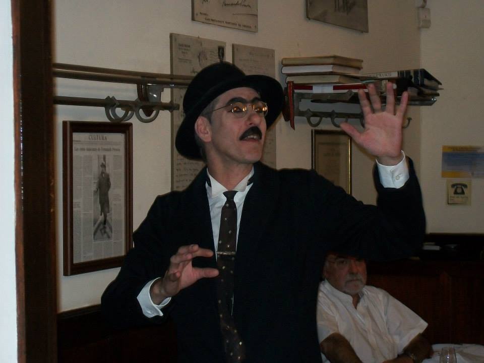  TEATRO: Espetáculo online mostra universo de Fernando Pessoa, com o ator Jairo Klein 