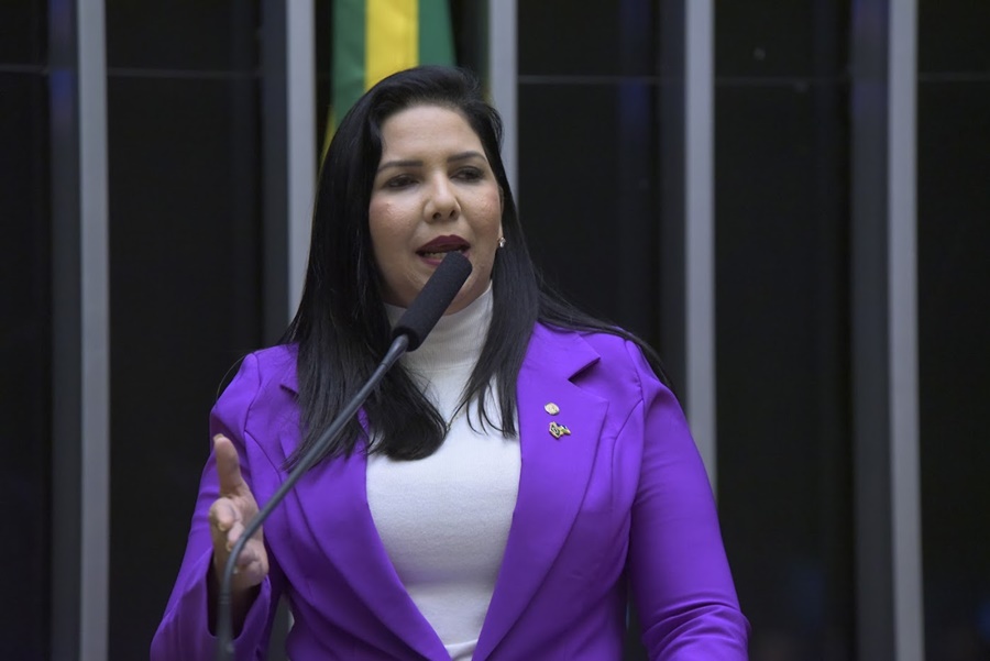 DEPUTADA FEDERAL: Cristiane Lopes anuncia frente parlamentar em favor das mães atípicas
