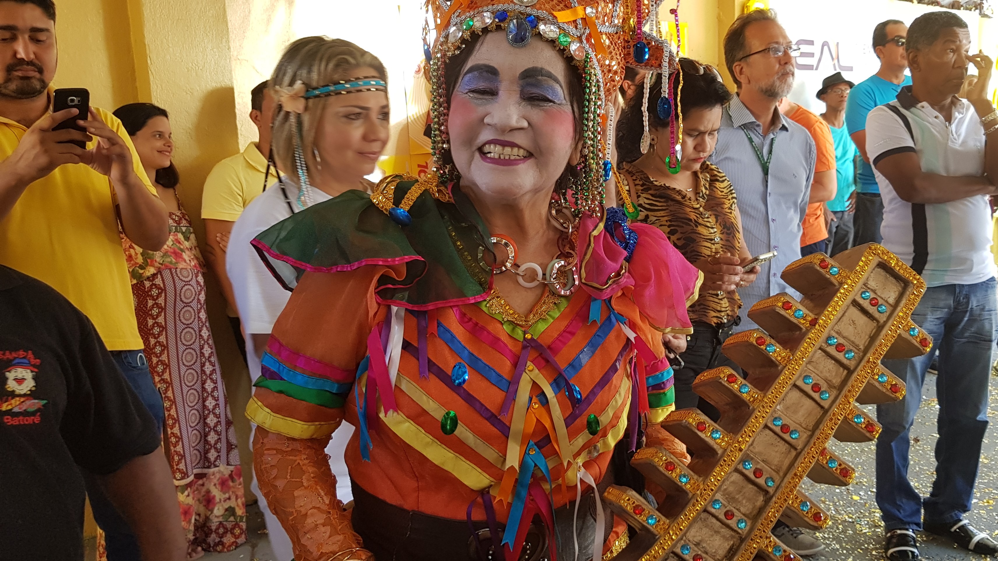 Quem é Lu Silva, que interpreta a personagem “Maria da Chave” no carnaval?