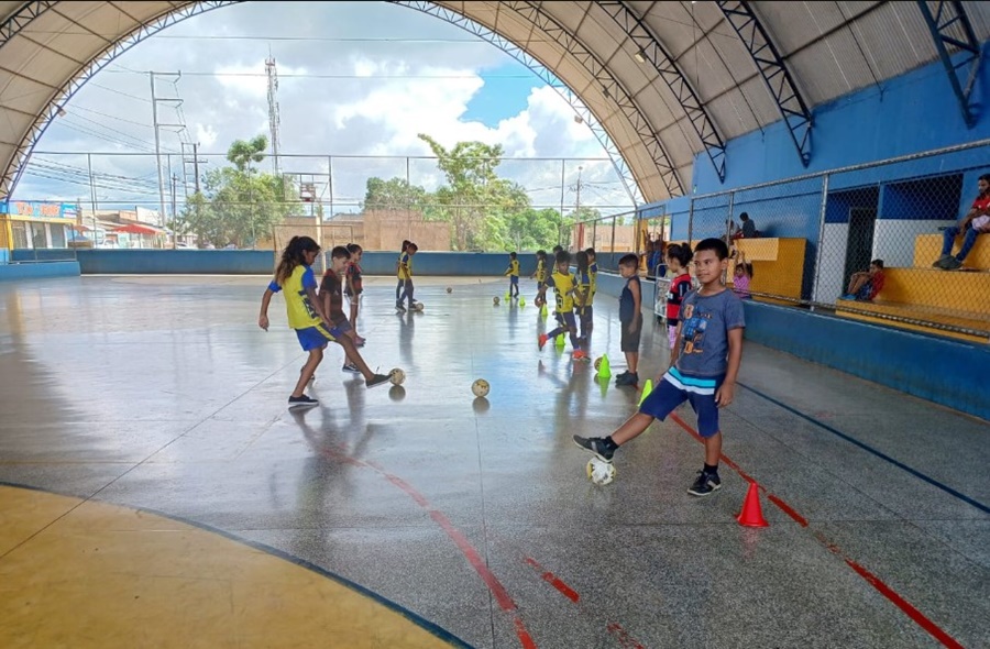 CAPITAL: Estão abertas as matrículas para aulas de futsal no bairro Nacional