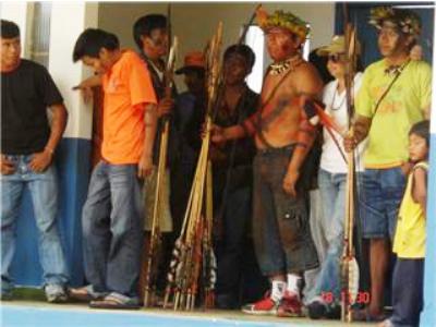 Índios ameaçam tocar fogo na DP de Mirante da Serra