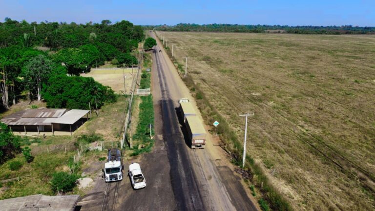 OBRAS: Governo de RO recupera 19 km de asfalto na rodoviaria-005