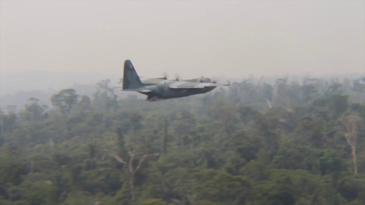 ACIDENTE:  Seis morrem em queda de avião militar na Amazônia boliviana