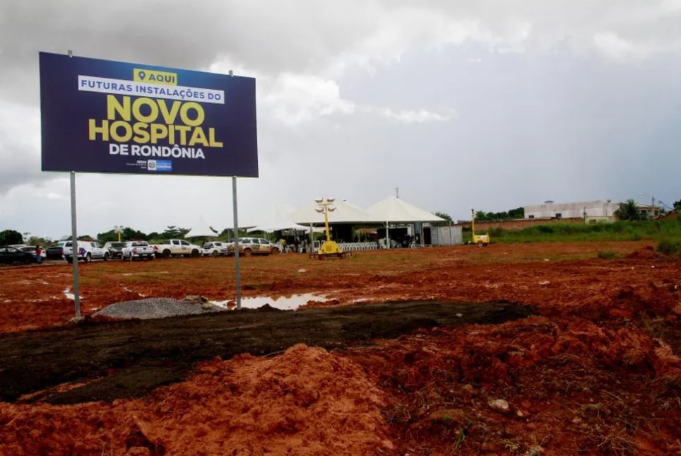 HEURO: Como fica obra de novo hospital com cassação da licença?