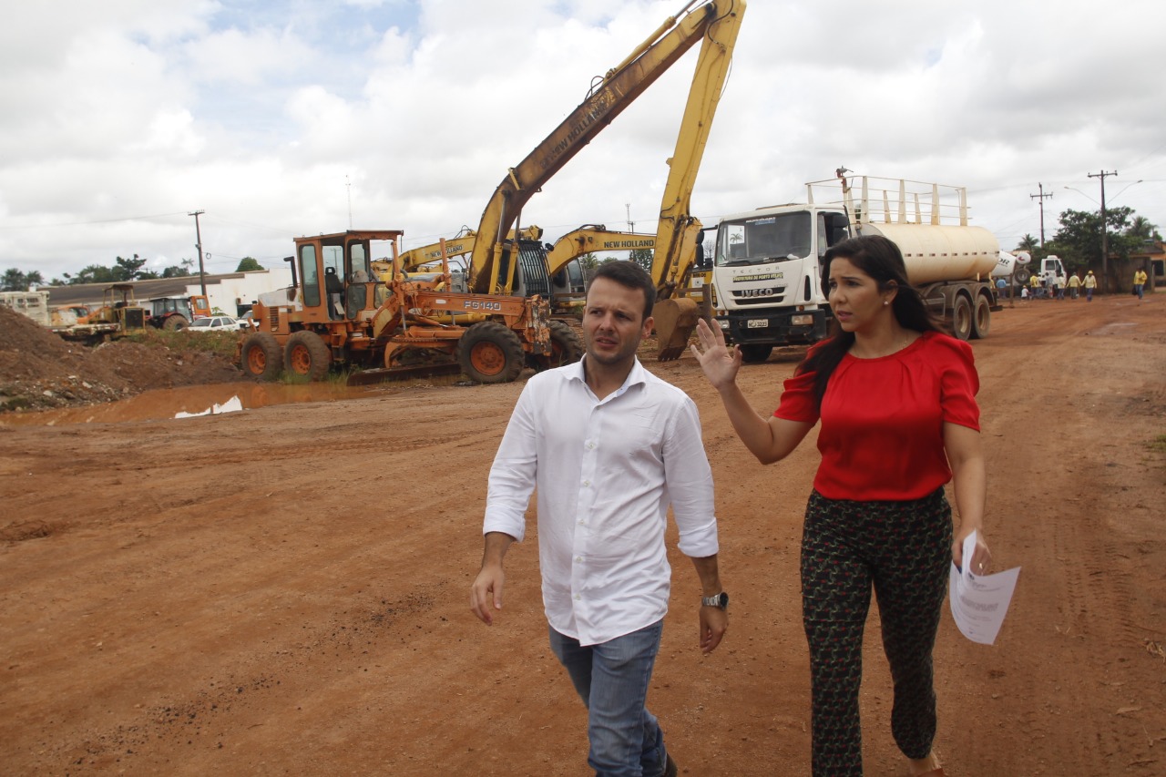 Cristiane Lopes cobra mais agilidade nos serviços de Tapa Buracos