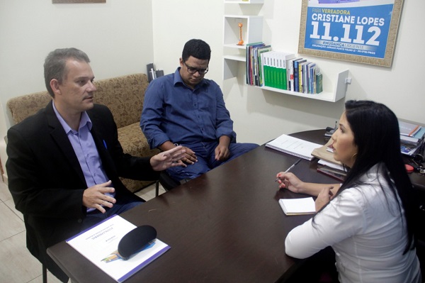 Cristiane Lopes se reune com diretoria da Associação dos Farmacêuticos de Rondônia