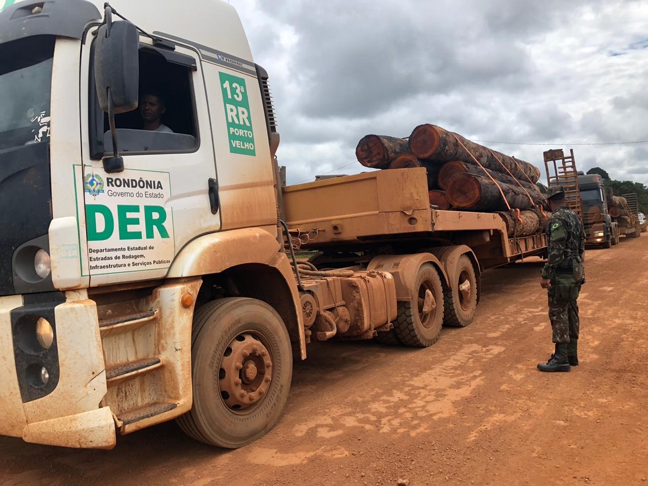 VERDE BRASIL: Operação Militar fecha madeireiras e aplica multas em Rondônia