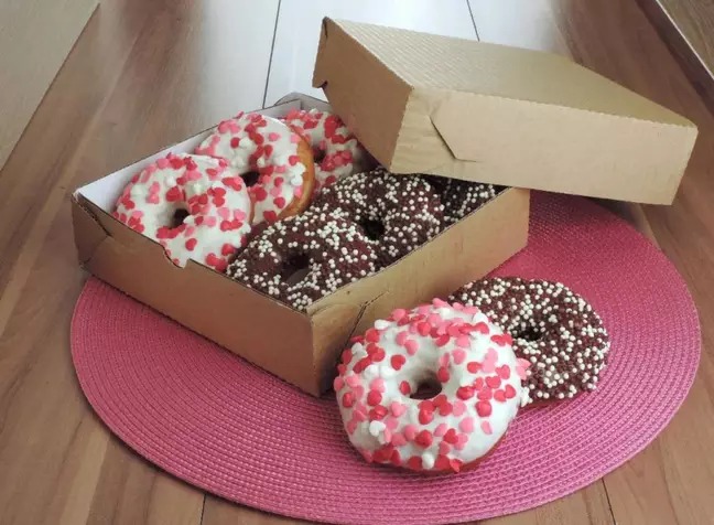DOCE: Receita de donuts com chocolate para os pequenos