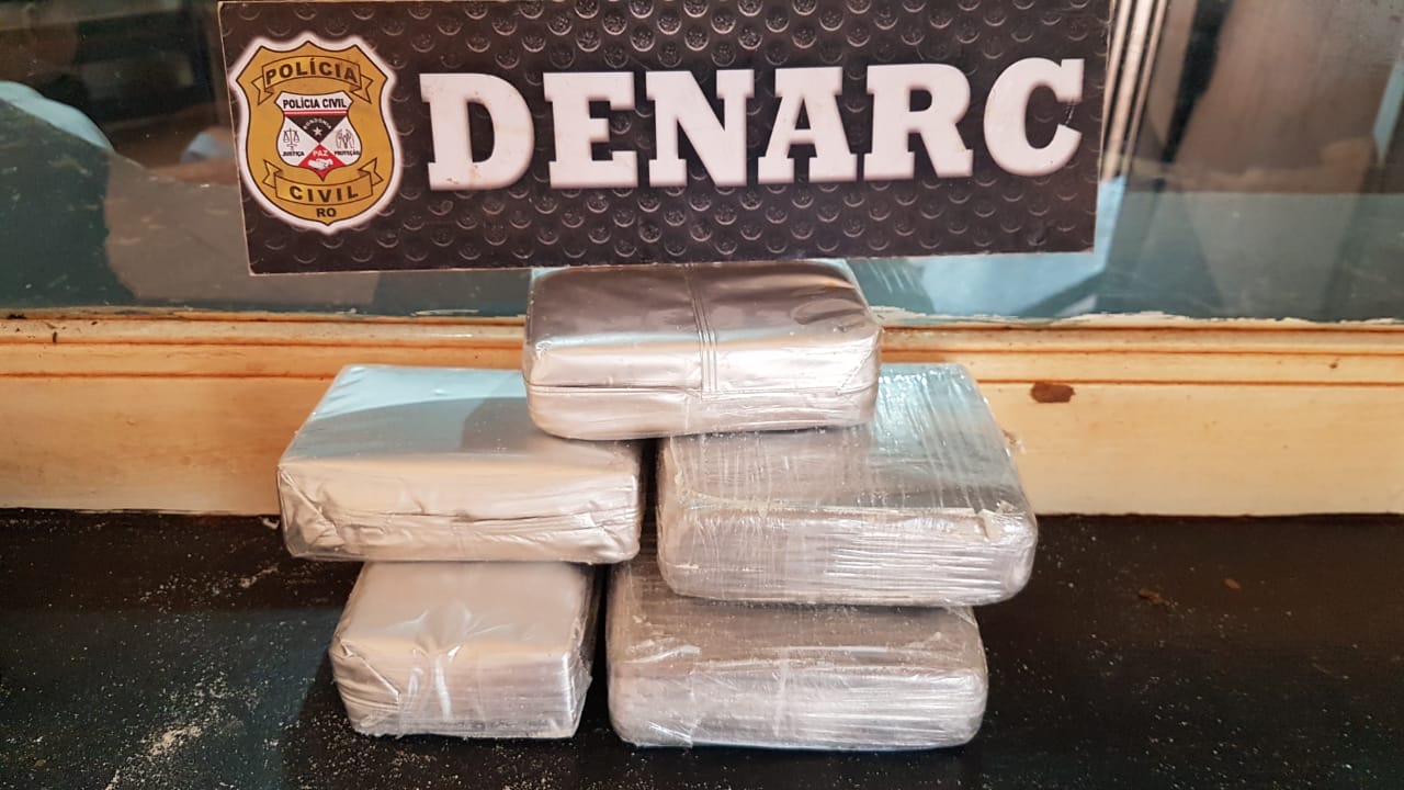 VINDO DA BOLÍVIA: Denarc realiza apreensão de três quilos de cocaína durante Operação Hórus