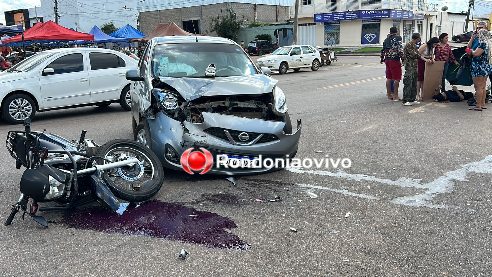 FORTE COLISÃO: Condutor de Falcon fica em estado grave após acidente na feira livre 