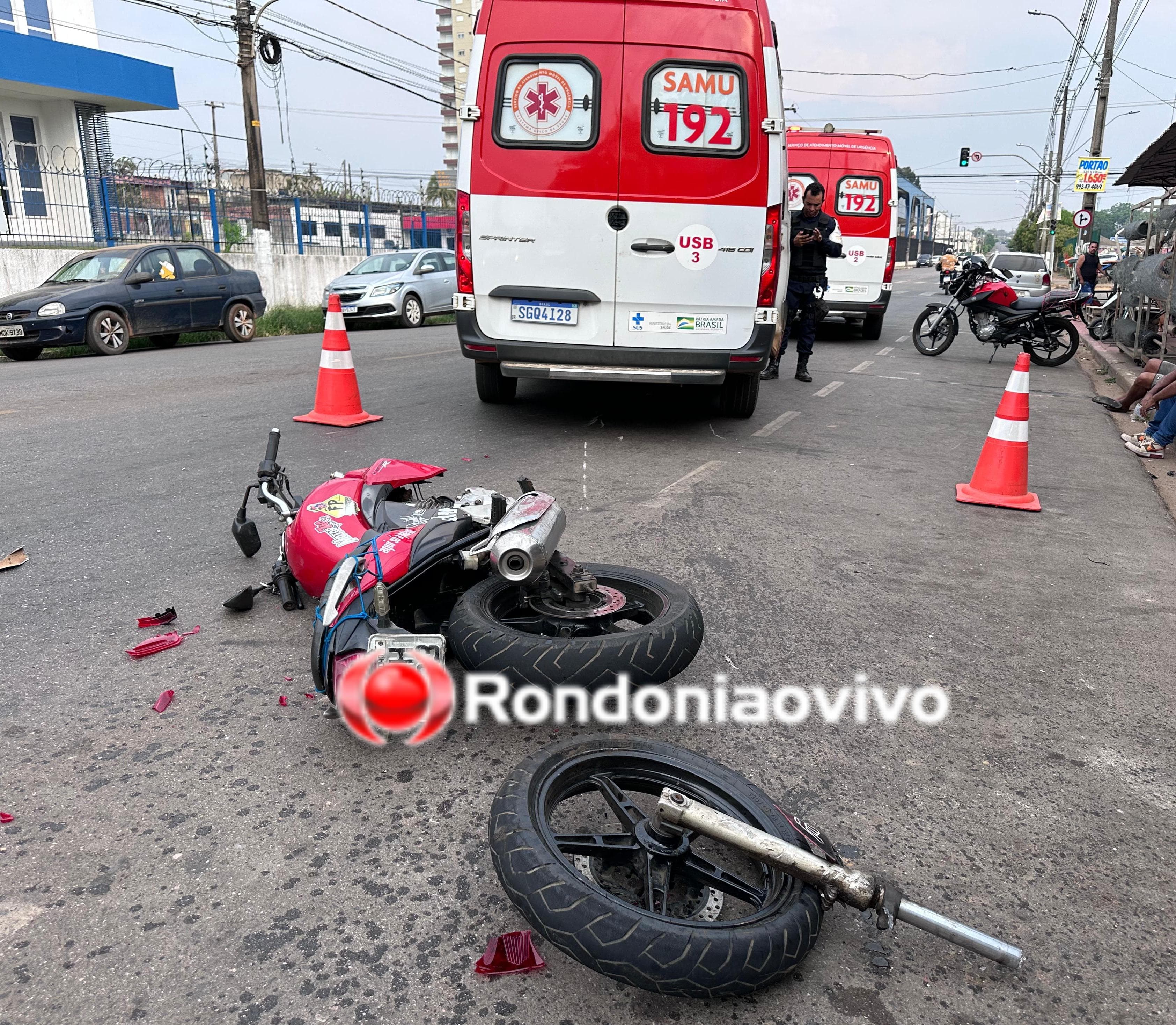 COLISÃO FRONTAL: Moto tem roda arrancada após grave acidente na frente da Receita Federal 