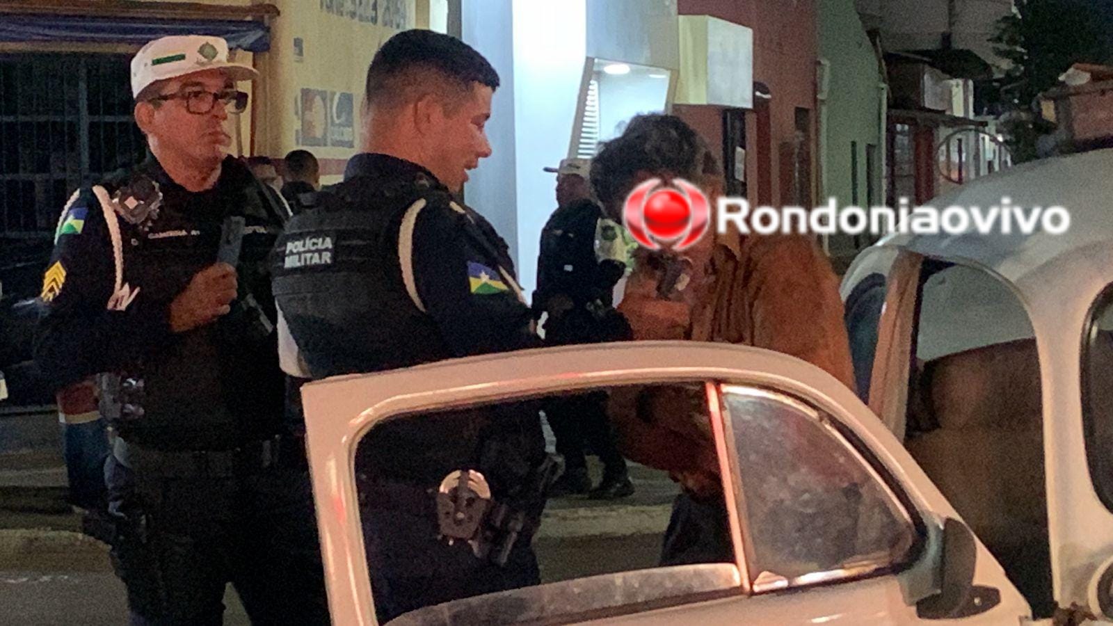 NO 'FUSCÃO': Idoso avança cruzamento, provoca acidente e acaba preso