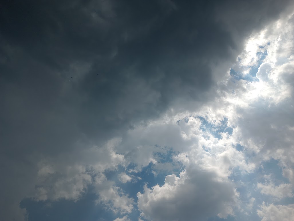 MORMAÇO: Chuvas isoladas e quentura marcam sábado (20) de Rondônia