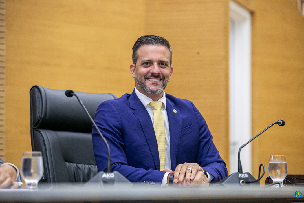 LUCAS TORRES: SEDUC-RO analisa redução de nota de corte em concurso a pedido do deputado 