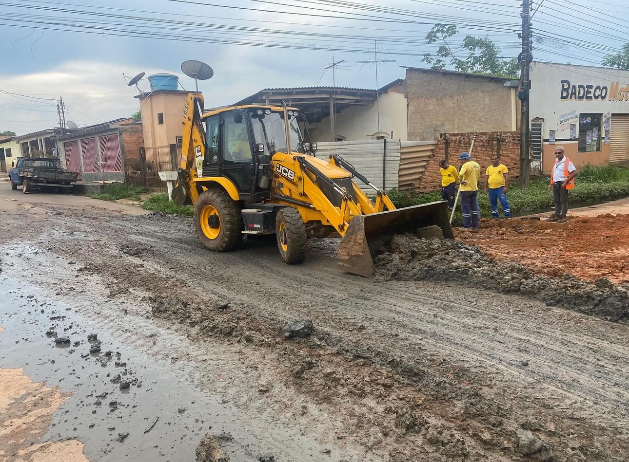 EDIMILSON DOURADO: Recuperação de drenagem é realizada pela Semob a pedido do vereador