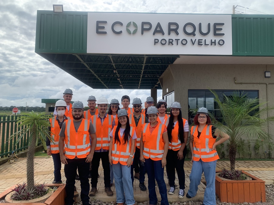 PORTO VELHO: Alunos de Engenharia Ambiental da UFAM visitam Ecoparque 