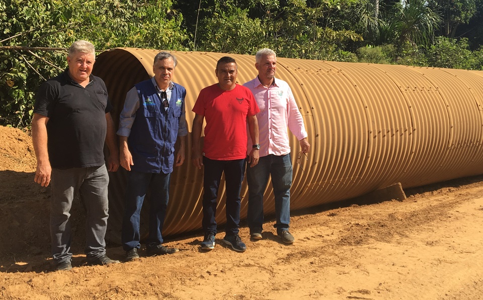 EMENDAS PARLAMENTARES: Deputado Geraldo da Rondônia acompanha recuperação de estradas