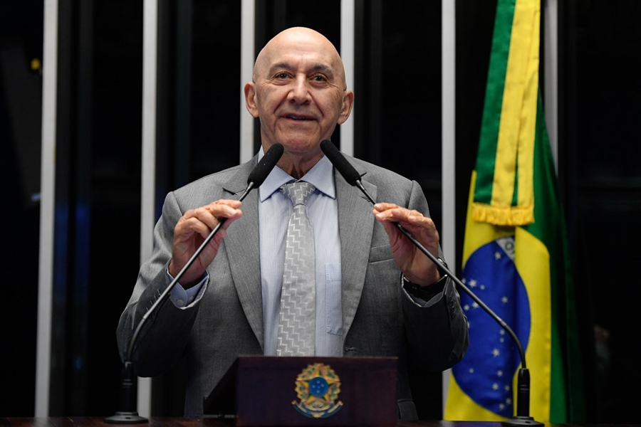 CONFÚCIO MOURA: Senador garante mais 15 milhões para a saúde pública de Rondônia