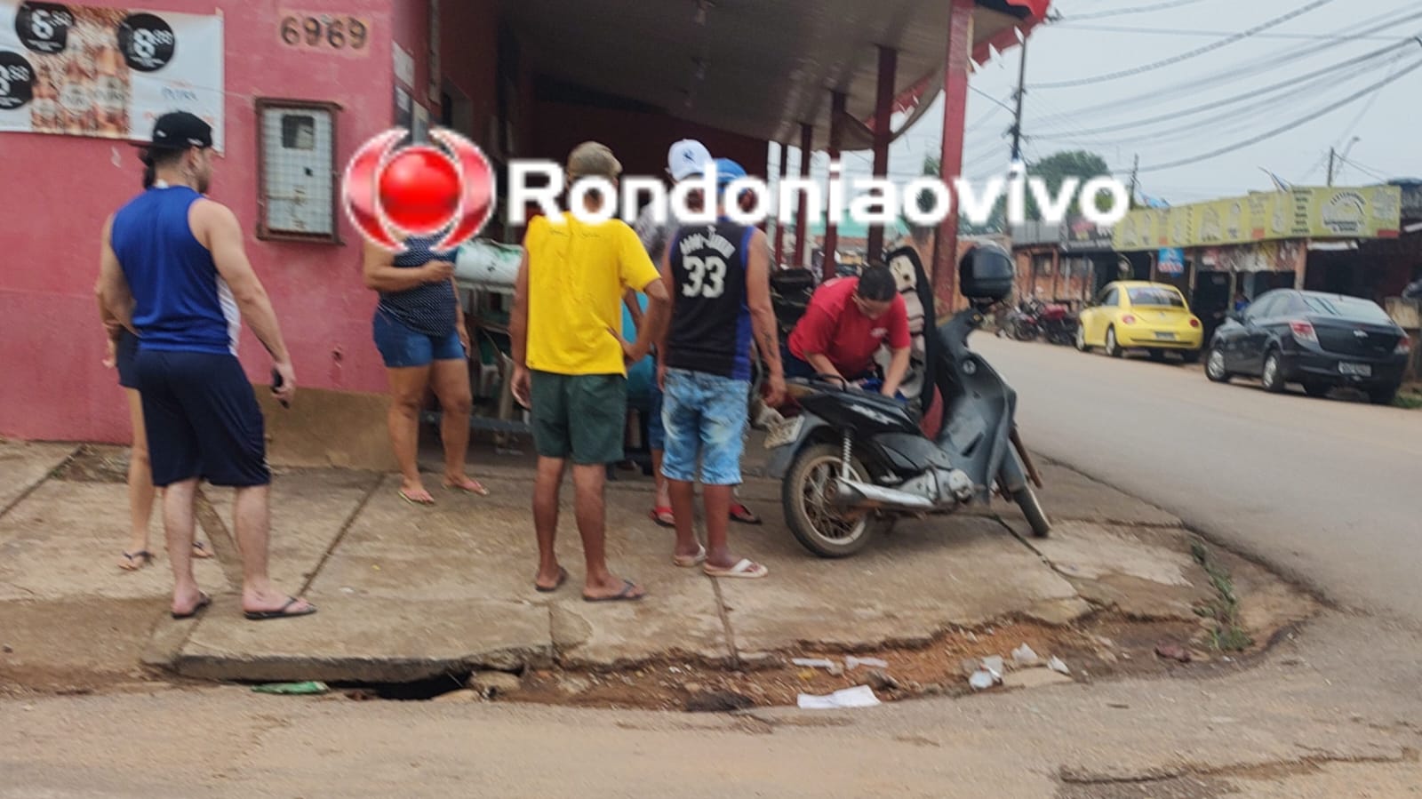 URGENTE: Briga durante bebedeira acaba com dois homens atacados com barra de ferro