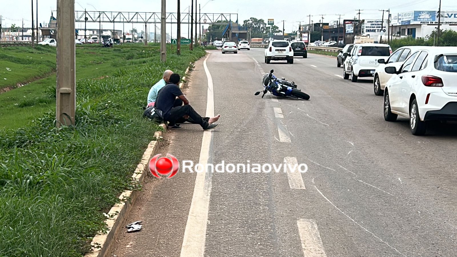 URGENTE: Acidente na BR-364 deixa dois motociclistas lesionados