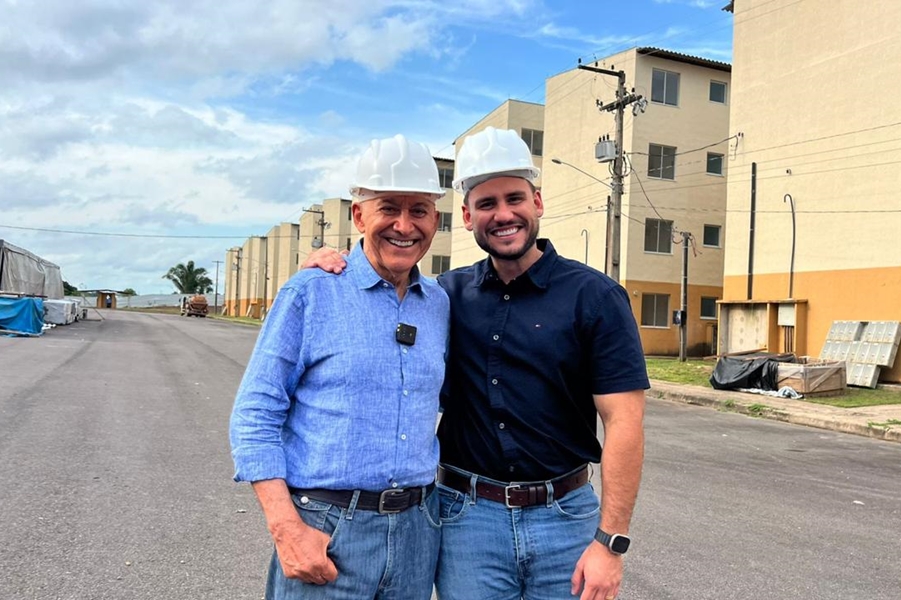 CONFÚCIO MOURA: Senador anuncia R$ 10 MI para Creche e Escola em Conjunto Habitacional 