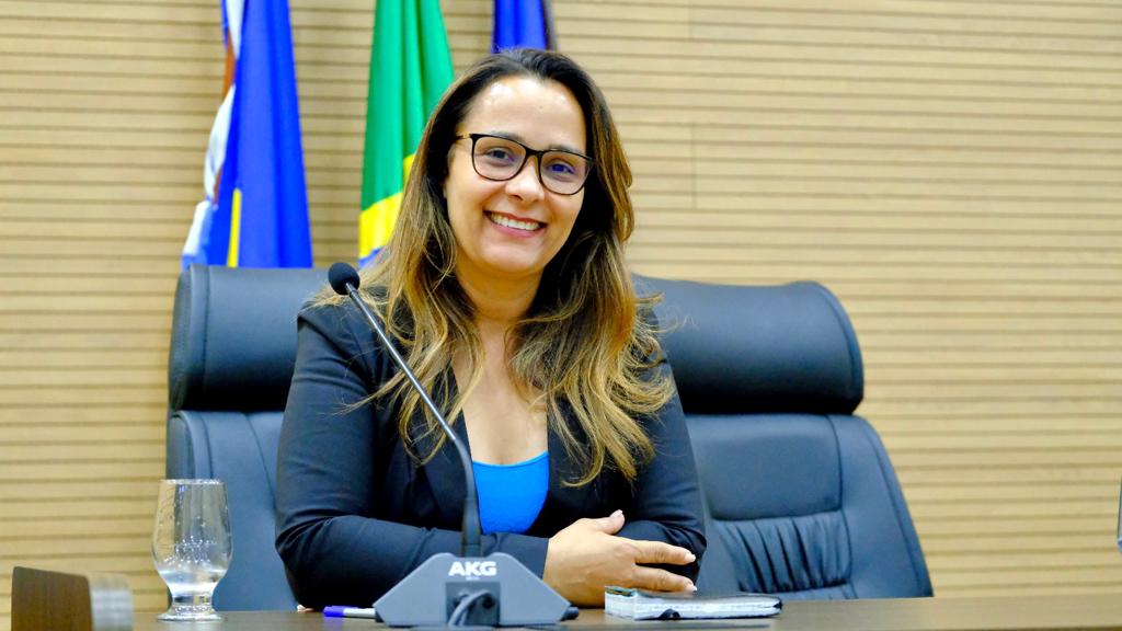 ALTO PARAÍSO: Emenda de R$ 15 mil de Rosangela Donadon vai garantir novos móveis para o SAMU