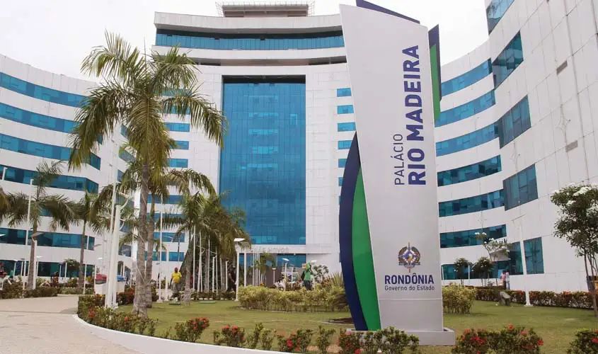 LONGA ESPERA: Servidores do Executivo aguardam reconhecimento pelo trabalho durante a pandemia