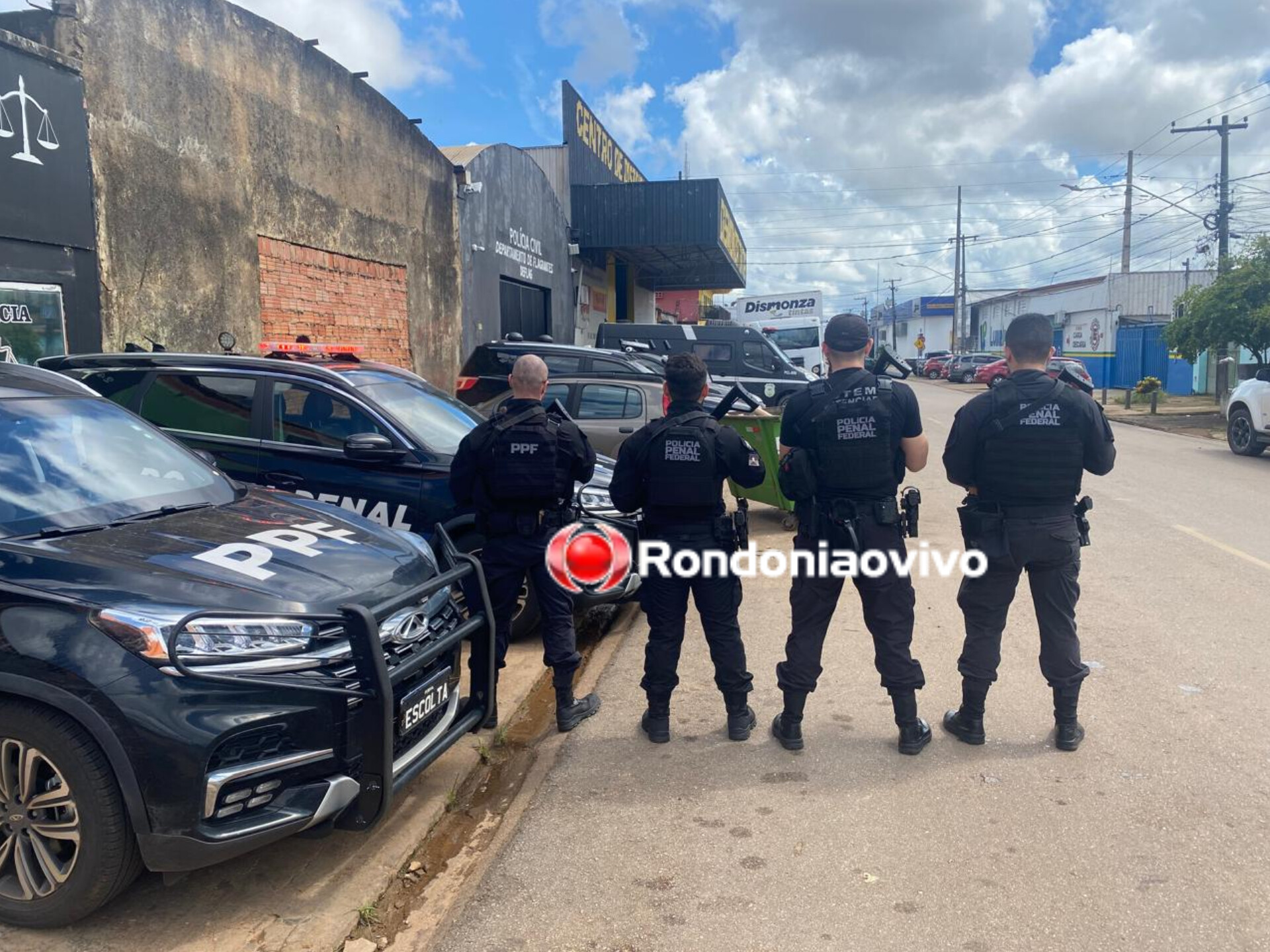 OUSADIA: Foragido do Acre é preso tentando trabalhar na penitenciária federal de Porto Velho 