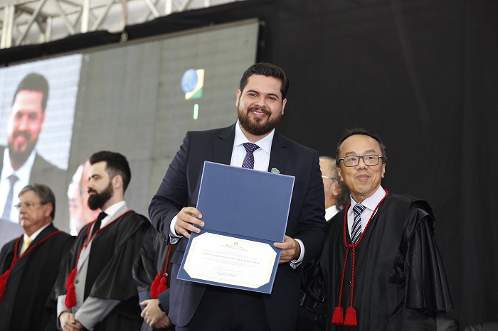 REELEITO: Jean Oliveira é diplomado e assume o 3º mandato de deputado estadual