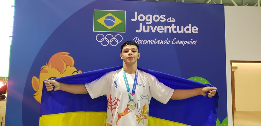 PRATA E BRONZE: Atleta de Rondônia garante medalhas em lutas nos Jogos da Juventude 2022