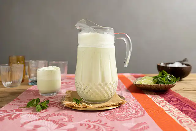 REFRESCO: Aprenda a preparar limonada com leite de coco caseiro
