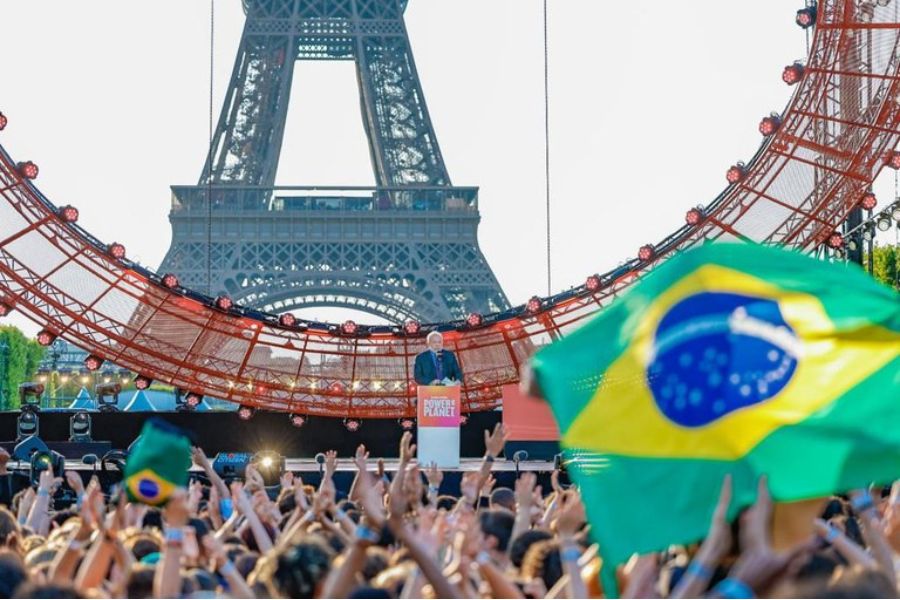 EM PARIS: Lula cobra de países ricos responsabilidade para financiar preservação ambiental