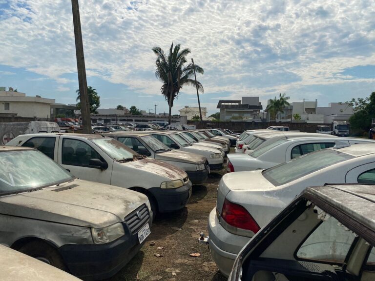 NO INTERIOR: Cerca de 500 veículos devem ser leiloados em breve em Rondônia
