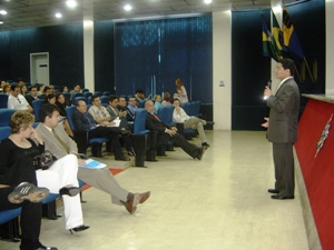 Promotores de Justiça debatem atuação nas eleições de 2006