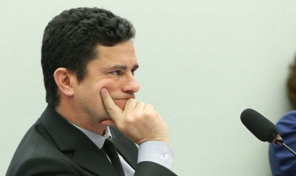 PRIORIDADE: Moro vai investigar origem de bilhões de brasileiros no exterior sem registro