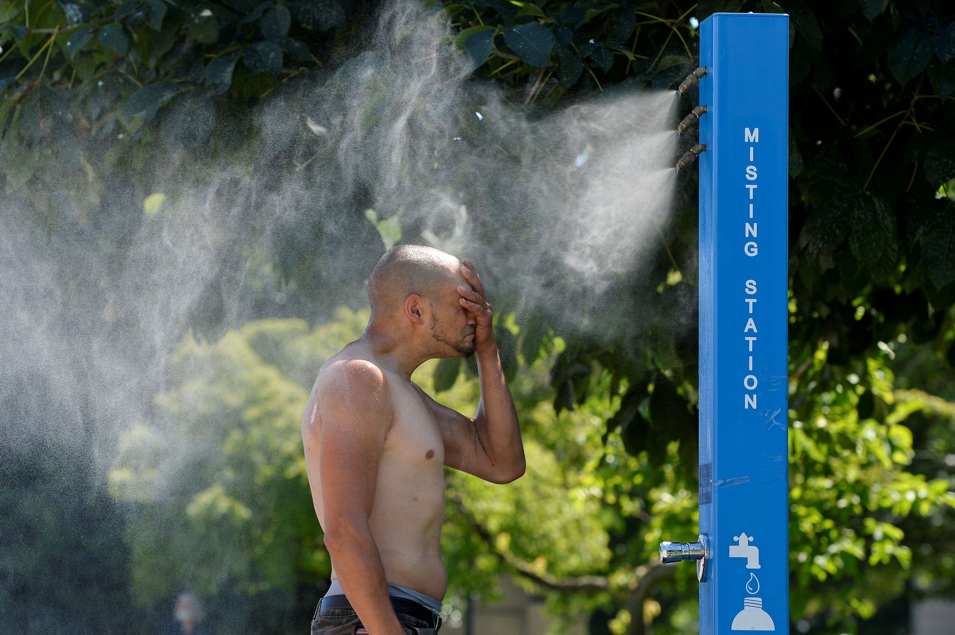 QUASE 50 GRAUS: Onda de calor deixa mais de 100 mortos no Canadá