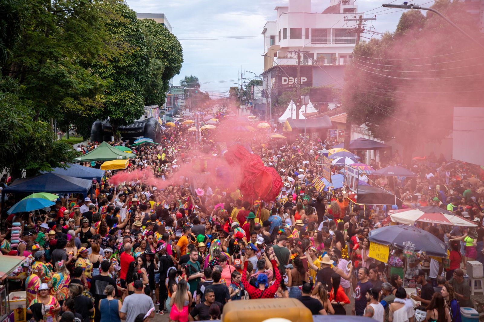 MERCADO CULTURAL: Pirarucu do Madeira abre seu carnaval na Feijoada com folia