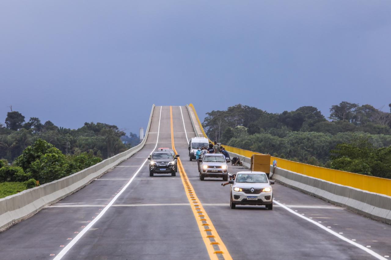 INAUGURAÇÃO: Bolsonaro chega às 10h30 na ponte do Rio Madeira; cerimonial recomenda não levar crianças