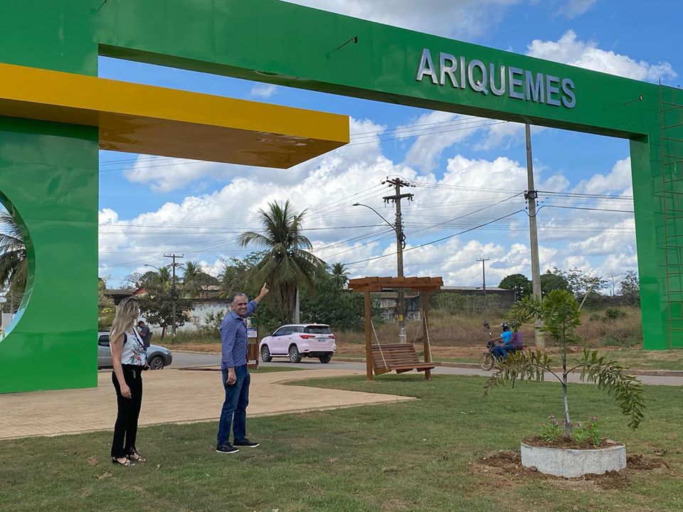 TRABALHO: Ariquemes inaugura portal de entrada após pedido de Geraldo da Rondônia 