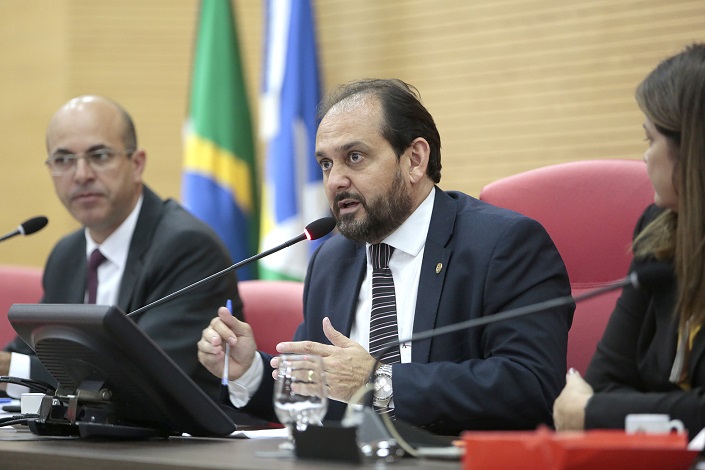 36 QUILÔMETROS: Laerte Gomes solicita recuperação urgente de 36 quilômetros da RO-470