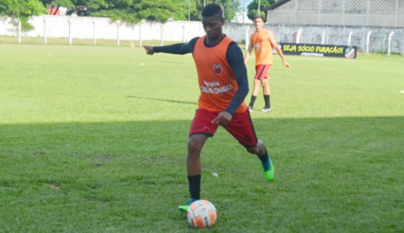 ESTADUAL PARALISADO: 'Queremos realizar o sonho desses garotos', diz dirigente do Real Ariquemes