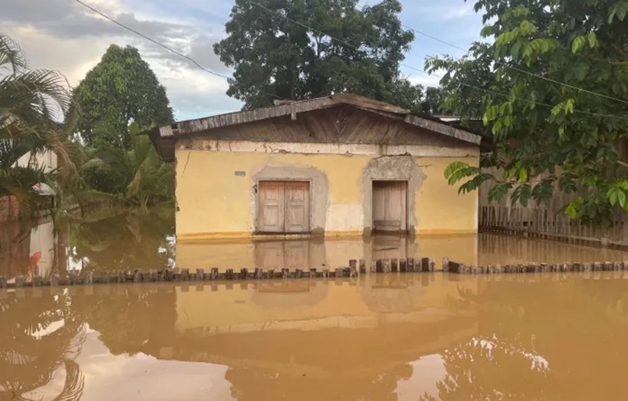 INUNDAÇÃO: Nível do rio Acre atinge 17 m e deixa mais de 1,4 mil famílias sem casa